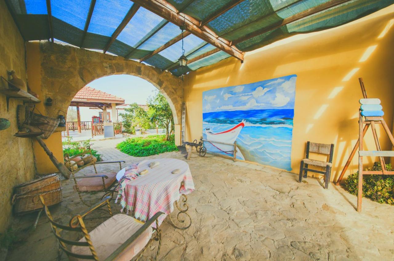 Castle Karpasia Guest House Authentic Atmosphere ! Rizokarpaso Ngoại thất bức ảnh